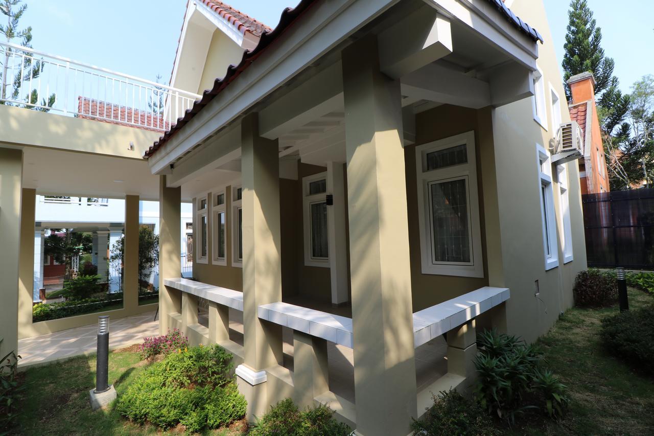 Diyar Villas Puncak R7-3 Exterior foto