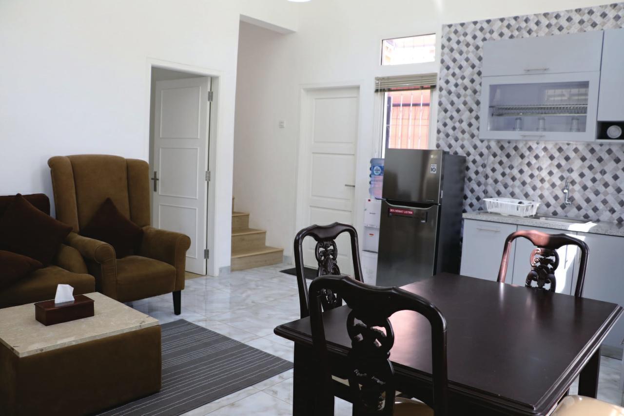 Diyar Villas Puncak R7-3 Zimmer foto